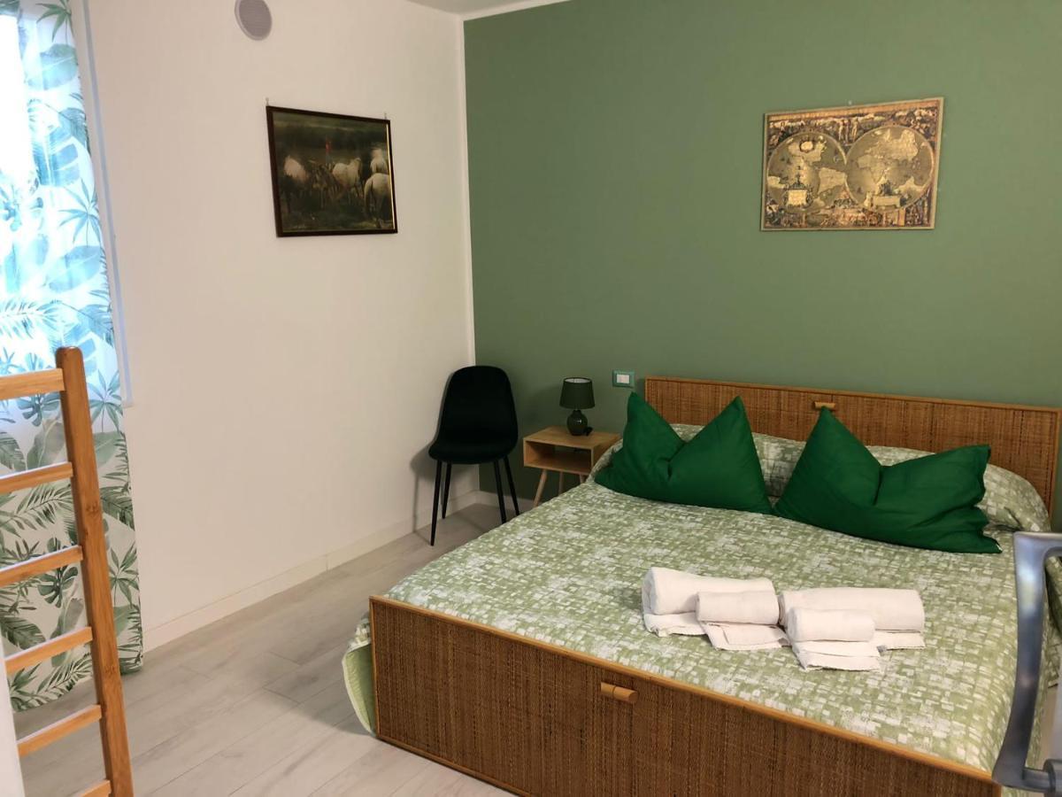 Hotel I Broletti Del Garda Pacengo Di Lazise Exterior foto