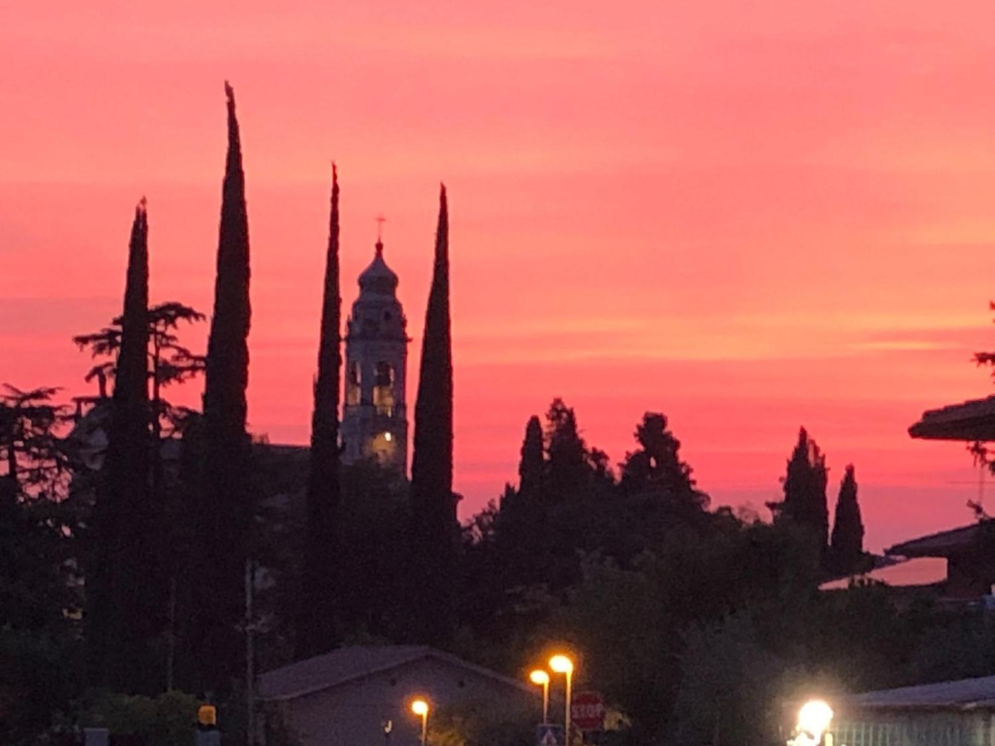 Hotel I Broletti Del Garda Pacengo Di Lazise Exterior foto